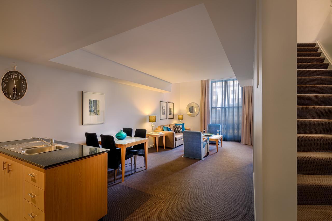 เทรชชัวรี ออน คอลลิน อพาร์ตเมนต์ โฮเต็ล Hotel เมลเบิร์น ภายนอก รูปภาพ